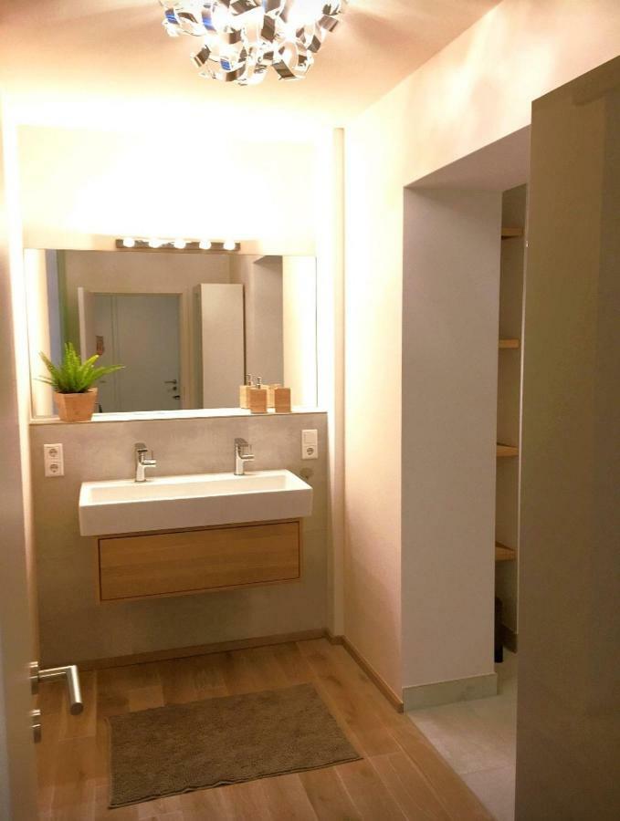 Koblenz Sued Exklusive Und Zentrale Designer Wohnung Bagian luar foto